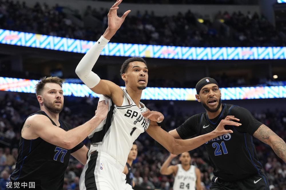 国足球的标 国足球的标